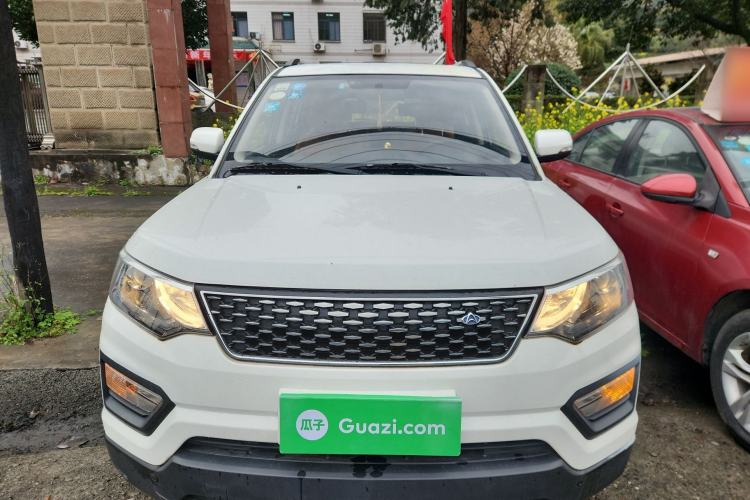 Used Oshan CX70 2017 Facelifted CX70T 1.5T Manual High-Performance Edition
