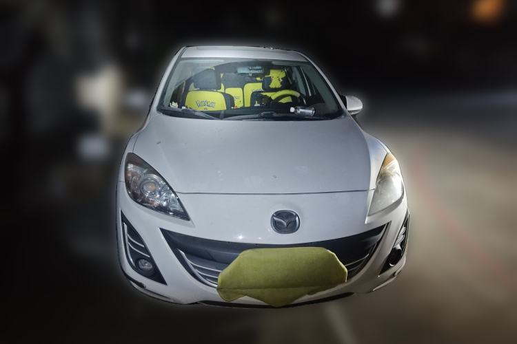 Used Mazda Mazda 3 2015 Sedan 1.6L Automatic Elite Model
