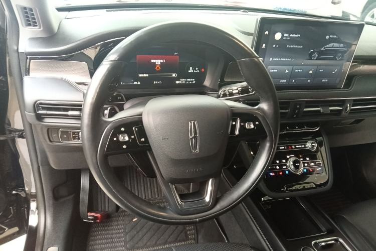 Used Lincoln Corsair 2022 Revised Version 2.0T Two-Wheel Drive Premium Edition Steering Wheel