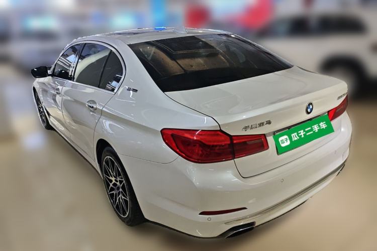 Used BMW 5 Series New Energy 2019 530Le Luxury Package Rear Left 45 Deg