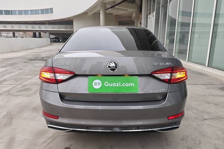 Used Skoda Octavia 2018 1.6L Automatic Luxury Edition