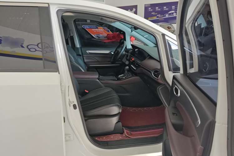 Used GAC Trumpchi M6 2023 PRO 270T DCT Luxury Edition