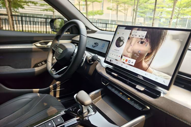 Used Geely Auto Preface 2025 Dongfang Yao 2.0TD Lanxing Edition Interior 6