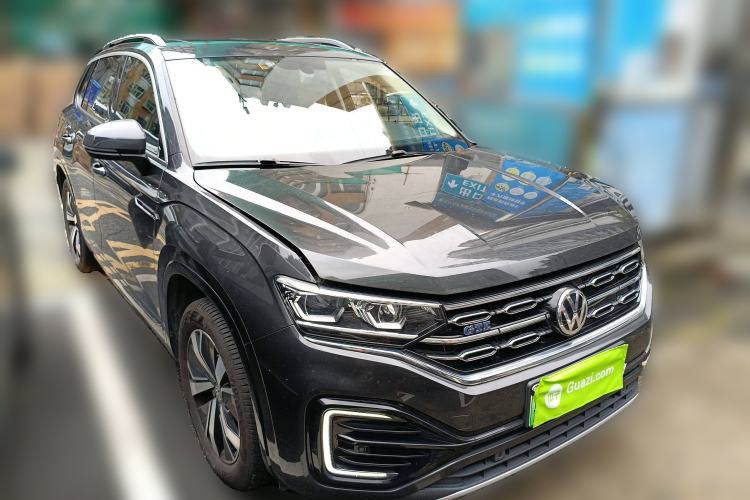 Used Volkswagen Tayron GTE Plug-in Hybrid 2020 1.4T Luxury Model Front Right 45 Deg