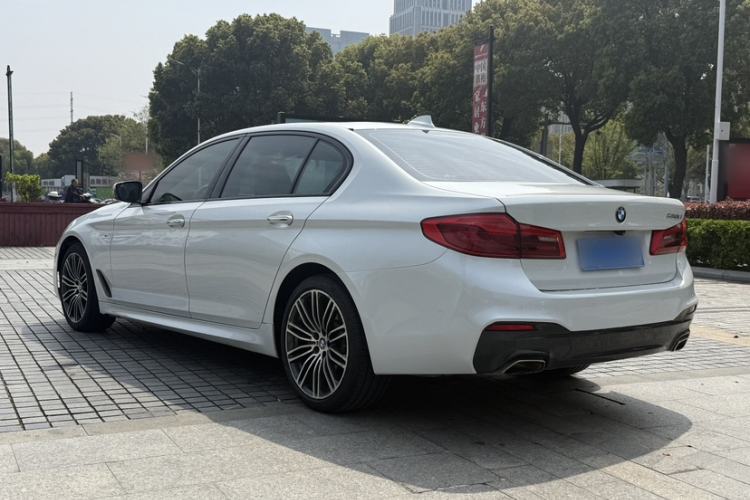 Used BMW 5 Series 2018 Restyled 530Li Leading Edition M Sport Package
