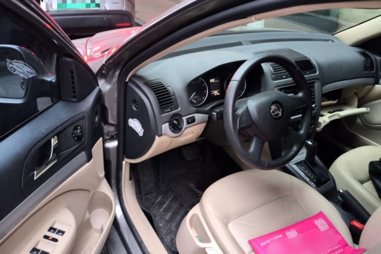 Used Skoda Octavia 2015 Classic Model 1.6L Automatic Yijie Version