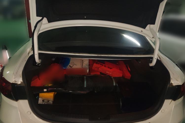 Used Mazda Atenza 2015 2.0L Blue Sky Luxury Edition
