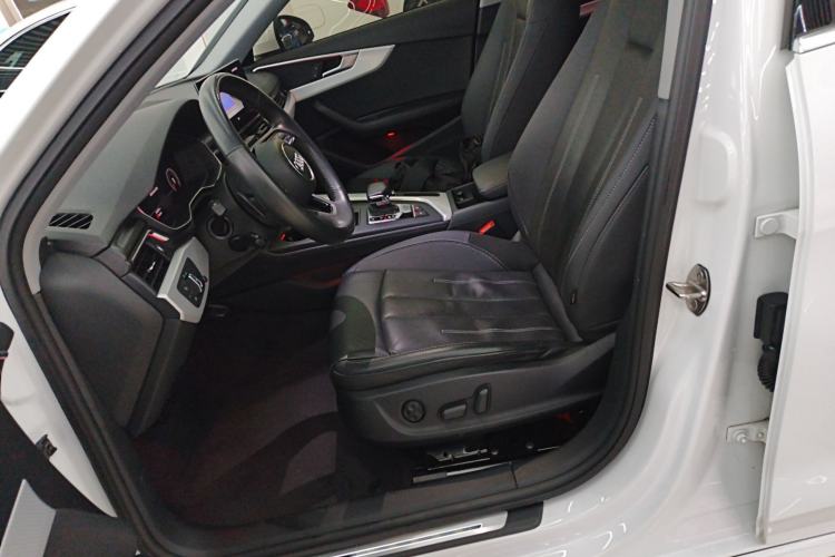 Used Audi A4L 2020 40 TFSI Fashionable and Elegant Model