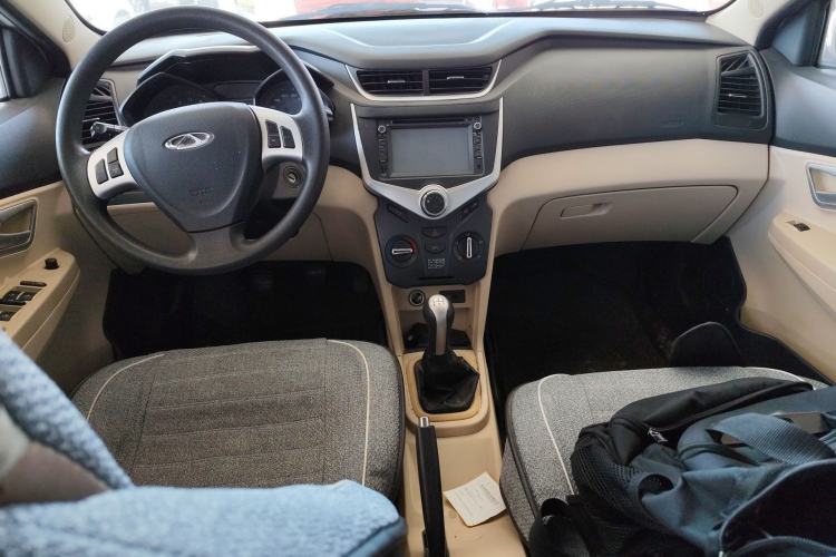 Used Chery Fengyun 2 2016 1.5L Manual Value Edition Center Console