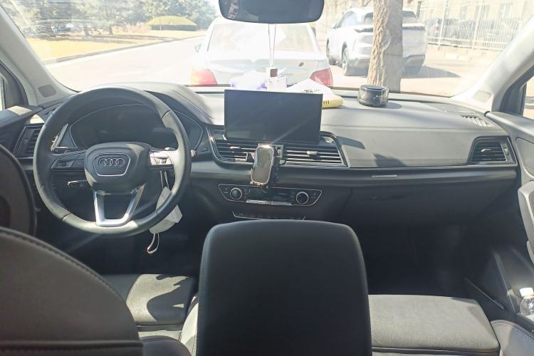 Used Audi Q5L 2022 Updated Version 45T Luxury Prestige Edition
