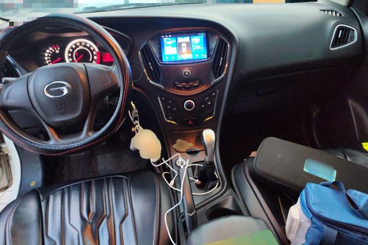 Used GAC Trumpchi GA3S Vision 2014 1.6L Manual Elite Edition Center Console