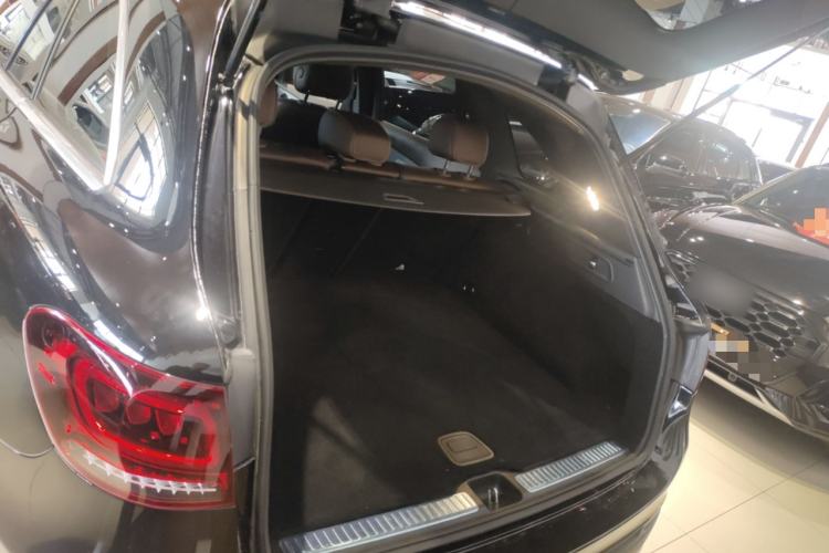 Used Mercedes-Benz GLC 2020 Facelifted GLC 260 L 4MATIC Dynamic Edition
