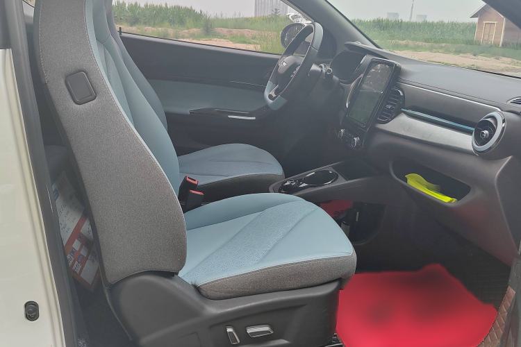 Used Chery New Energy Little Ant 2022 Revised Version Sweet Pink Edition Half-Sugar Version Lithium Iron Phosphate 30.7 kWh 30 kW 301 km