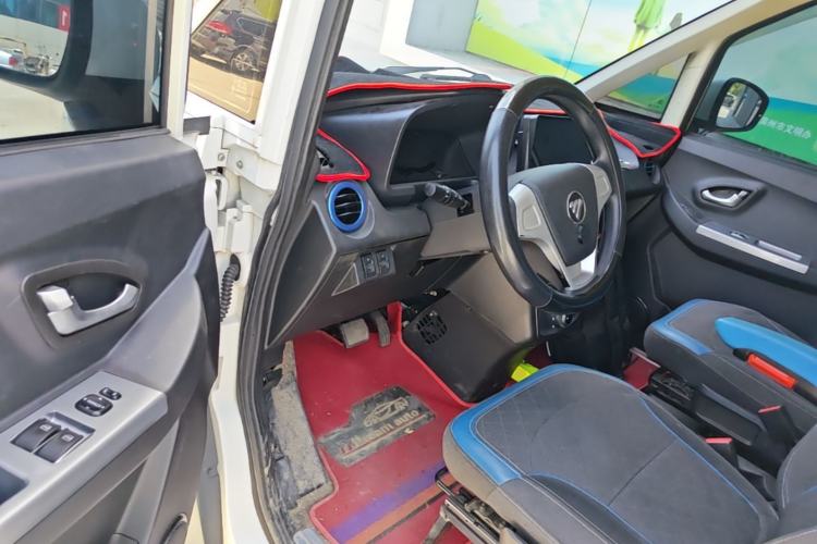 Used Foton Qianduoduo 2024 Box-Type Van Flat Roof 2 Seats CATL 41.86 kWh
