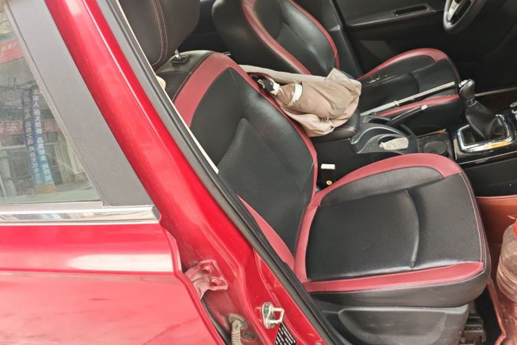 Used HYOSOW S3 2014 1.5L Comfort Version China IV Emission Standard