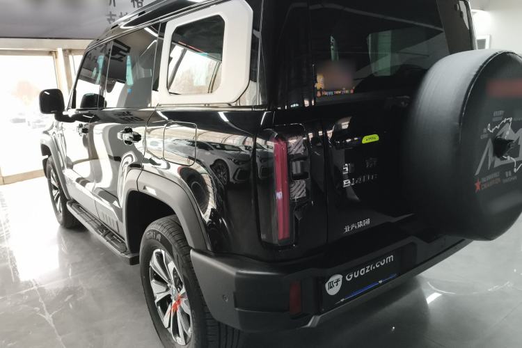 Used BAIC Off-Road BJ40 2024 2.0T All-New Urban Hunter Edition Ultimate Version
