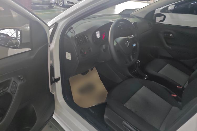 Used Volkswagen Polo 2016 1.4L Automatic Trendy Model
