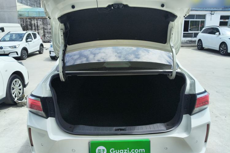 Used Venucia D60EV 2020 Standard Range T3 Trunk