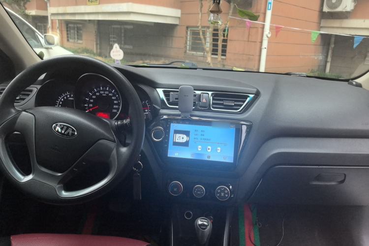 Used Kia K2 2015 Hatchback 1.4L AT GLS Cool Edition