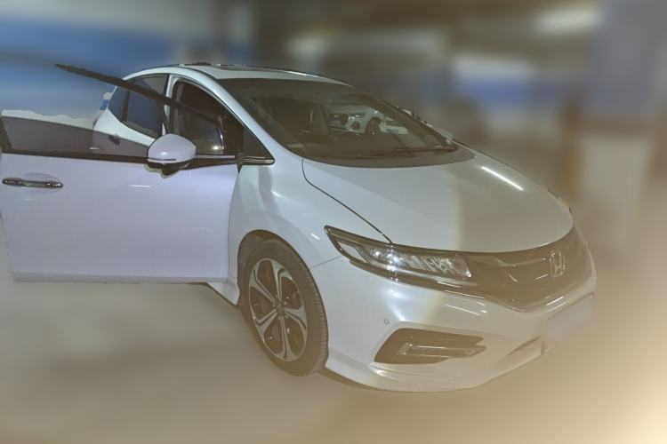 Used Honda Jade 2017 210 TURBO CVT Luxury Edition 5 Seats
