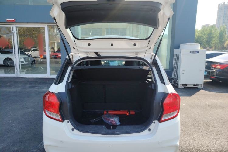 Used Chevrolet Lova RV 2016 1.5L Automatic Smart Drive Edition Trunk