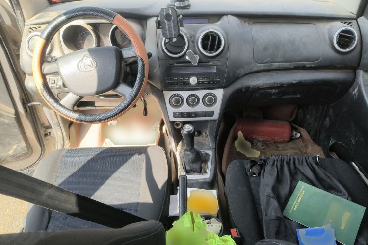 Used CHANGAN KAICHENG Ounuo S 2012 1.3L Base Version