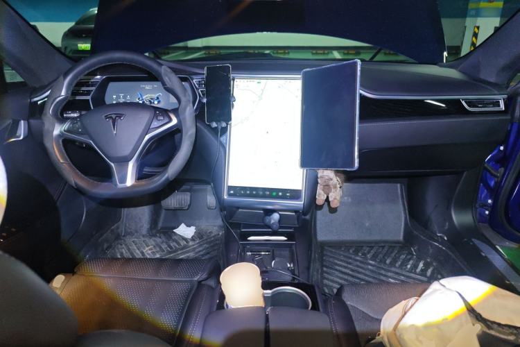 Used Tesla Model S 2017 S 75D Standard Range Edition Center Console