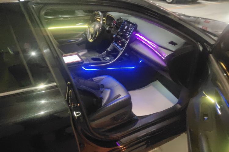 Used Toyota Avalon 2019 2.0L Luxury Edition China VI Standard
