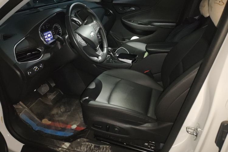 Used Chevrolet Malibu XL 2023 1.5T Elite Edition Left Front Seat