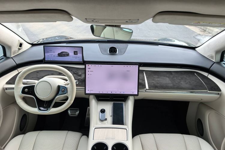 Used Hima Luxeed R7 2024 All-Electric 736 km Ultra