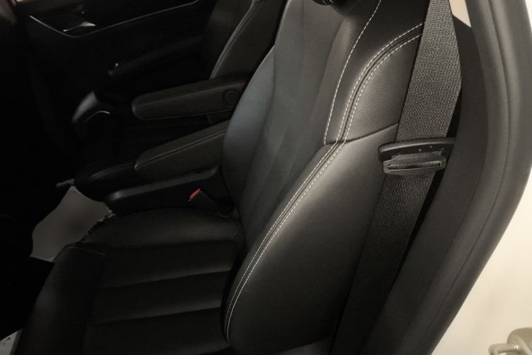 Used BYD Song MAX 2018 1.5T Automatic Smart Connect Elite Model with 6 Seats
