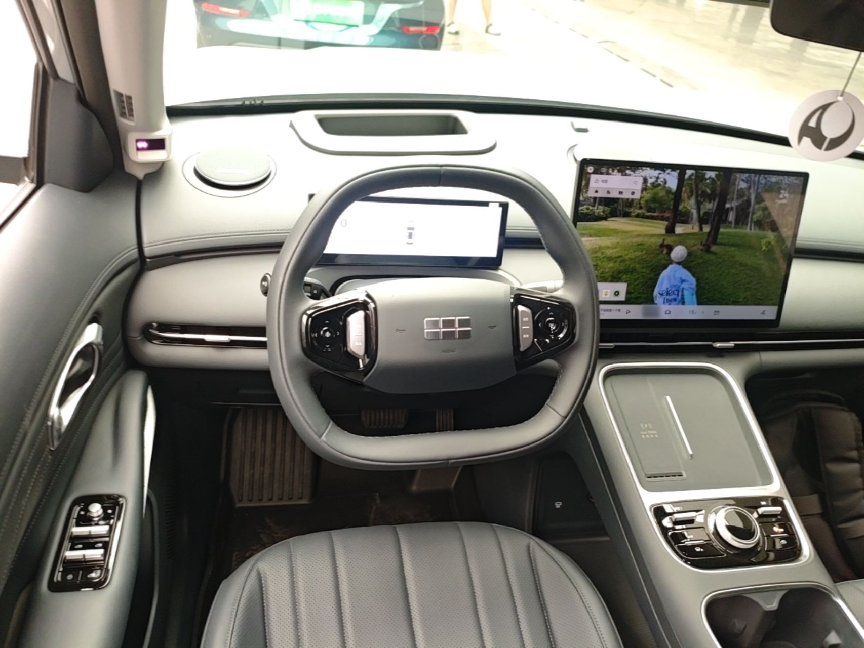 Geely Galaxy Xingjian 7 EM-i 2026 Model 135km Leading Edition — снимка 13