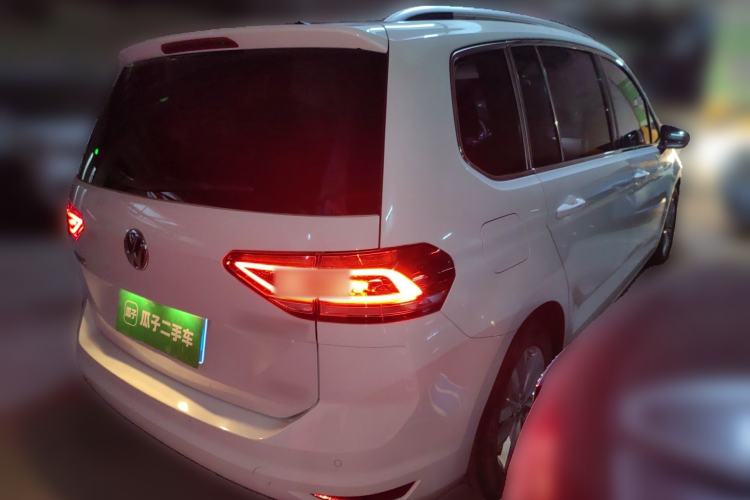 Used Volkswagen Touran 2018 Volkswagen Touran L 280TSI DSG Comfort Edition 7 Seats China V Emission Standard Rear Right 45 Deg