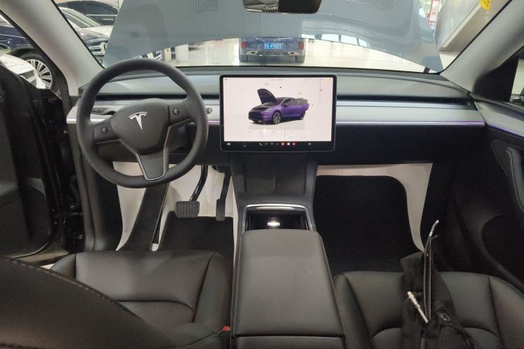 Used Tesla Model Y 2024 Rear-Wheel-Drive Version
