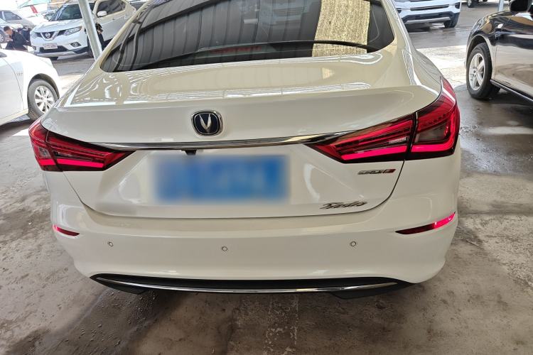 Used CHANGAN Eado 2019 High-Energy Edition 1.6L GDI Manual Pioneer Model China VI Standard