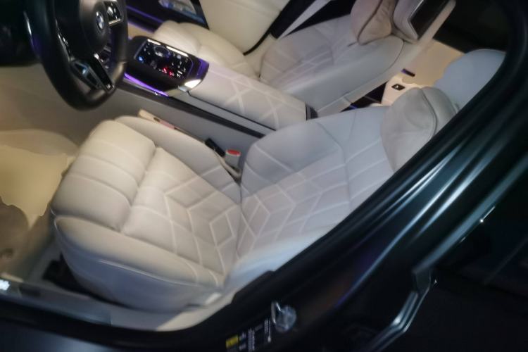 Used BMW i7 2023 eDrive50L Prestige M Sport Package
