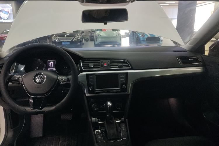 Used Volkswagen Lamando 2017 280TSI DSG Comfort Edition