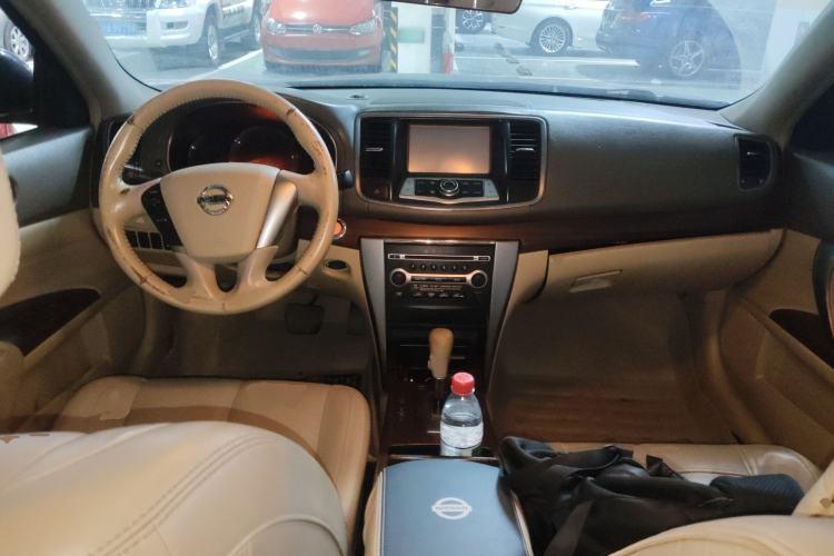 Used Nissan Teana 2008 2.0L XL Comfort Edition Center Console