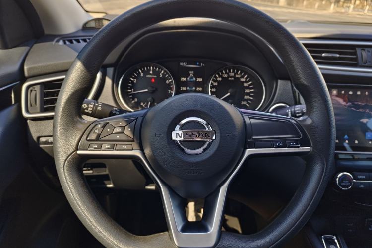 Used Nissan Qashqai 2022 2.0L CVT XV Smart Enjoyment Version
