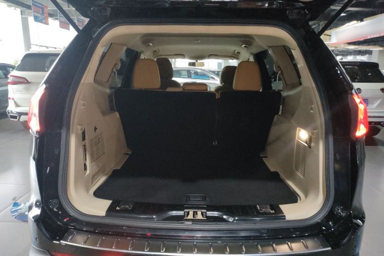 Used Ford Edge 2016 EcoBoost 245 Two-Wheel-Drive Titanium 5-Seater