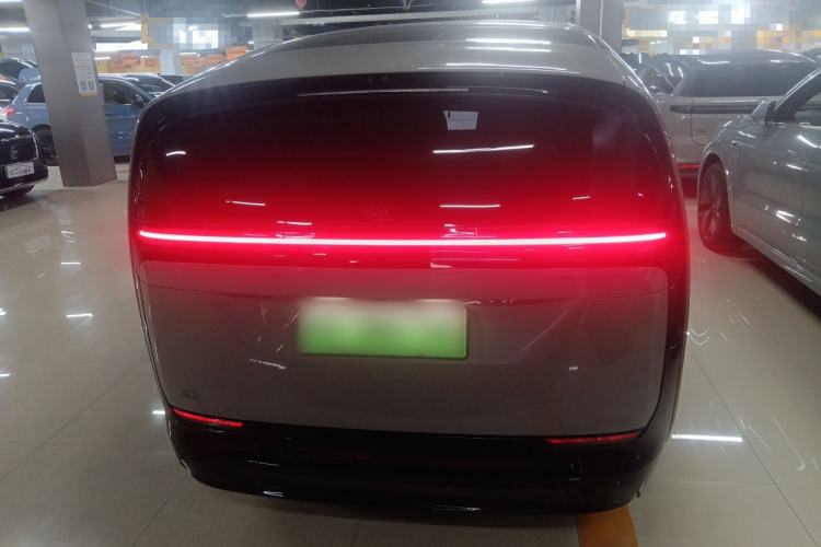Used Li Auto MEGA 2024 Ultra Model Rear