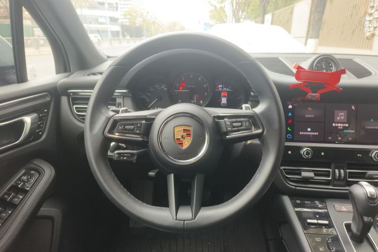 Used Porsche Macan 2024 Macan 2.0T Steering Wheel