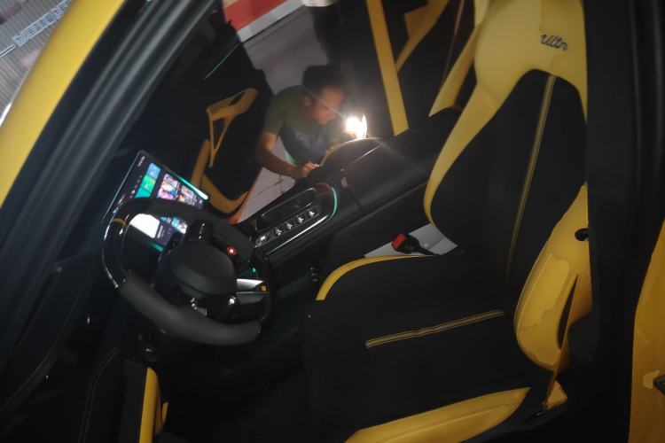 Used Xiaomi Auto SU7 Ultra 2025 Ultra Model Left Front Seat