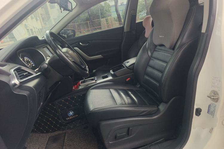 Used Venucia T90 2017 2.0L CVT Smart Edition