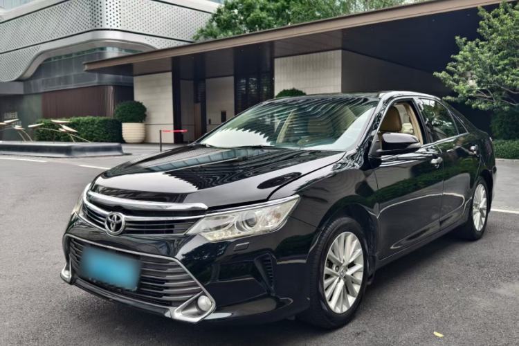 Used Toyota Camry 2015 2.5G Luxury Navigation Edition