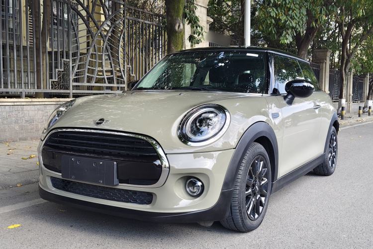 Used MINI 2019 1.5T COOPER Classic Edition
