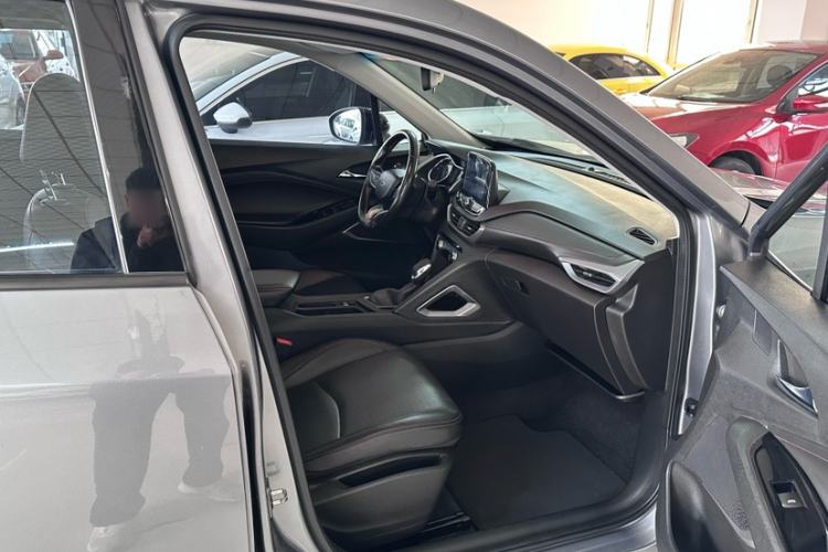 Used Chevrolet Orlando 2019 Redline 530T Automatic Enjoyment Version (5+2 Seating) China VI