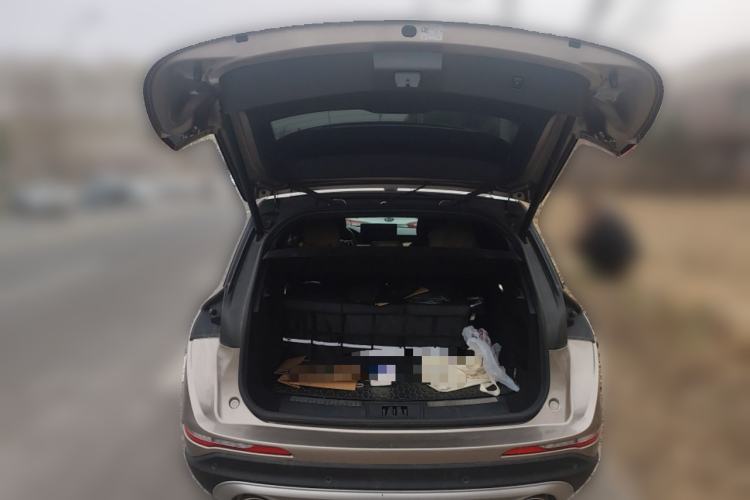 Used Lincoln Corsair 2022 2.0T Four-Wheel Drive Luxury Edition Trunk