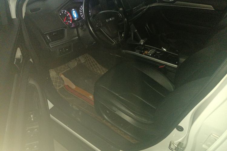 Used Haval H6 2019 Sport Edition 1.5T Automatic Two-Wheel Drive Elite Model China VI Left Front Seat