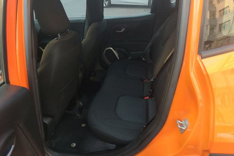Used Jeep Renegade 2016 1.4T Automatic Jingneng Version+ Left Rear Seat